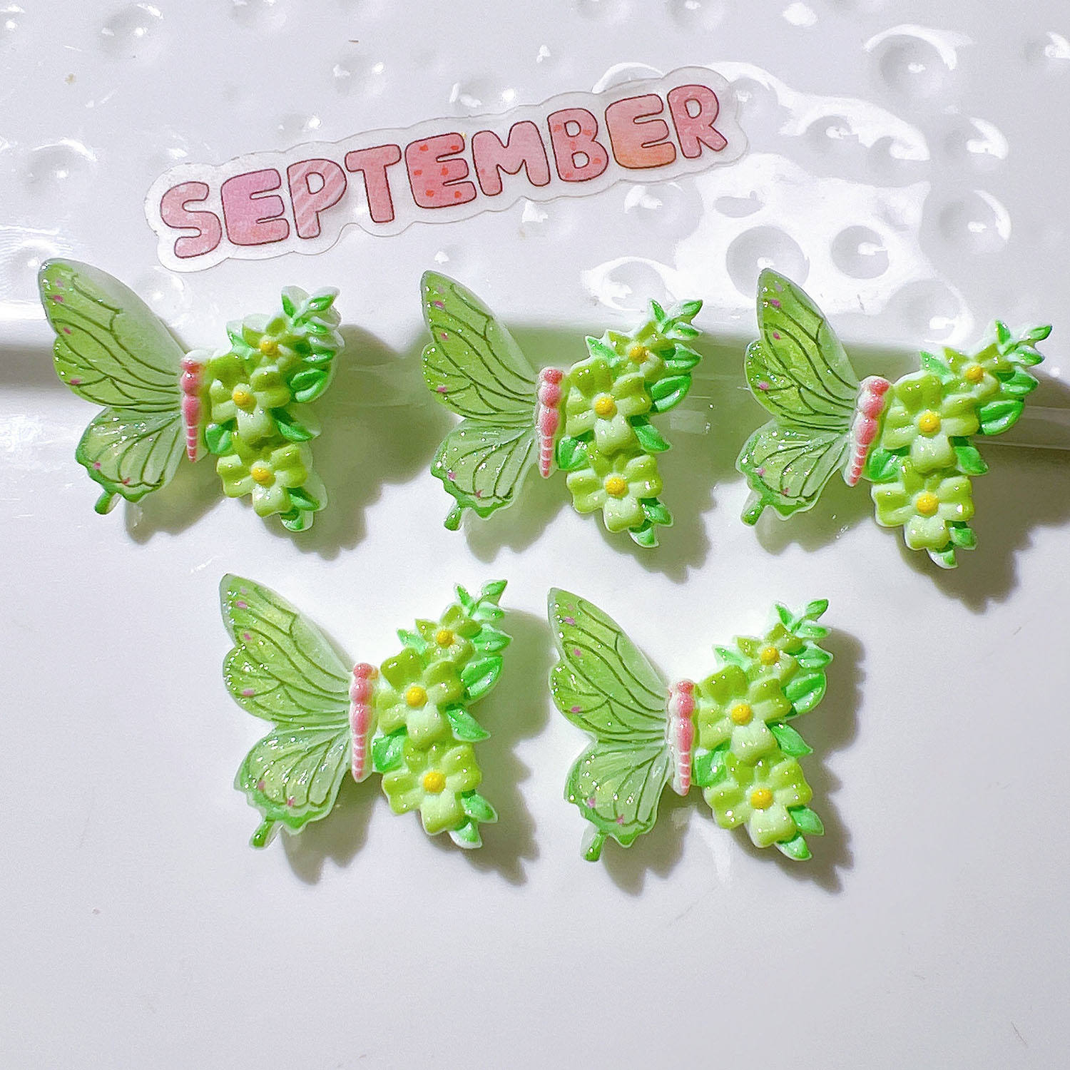 สีเขียว