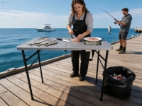 Table de chasse pliable en plastique portable de haute qualité avec évier pour le nettoyage en extérieur