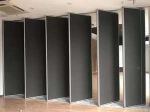 Pista <span class=keywords><strong>de</strong></span> techo, divisor <span class=keywords><strong>de</strong></span> partición <span class=keywords><strong>de</strong></span> <span class=keywords><strong>madera</strong></span> acústica, pared plegable deslizante móvil <span class=keywords><strong>para</strong></span> oficina, división <span class=keywords><strong>de</strong></span> espacio escolar <span class=keywords><strong>para</strong></span> salas <span class=keywords><strong>de</strong></span> conferencias - Product Image 3