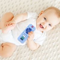 Mainan Gigitan Bayi Silikon Bentuk Remote TV Lembut untuk Anak Laki-laki Perempuan Ramah Lingkungan & Fitur Sensorik Hadiah Bayi