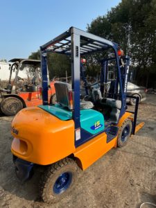 Directe verkoop van gebruikte 1,5 <span class=keywords><strong>ton</strong></span> FD15 <span class=keywords><strong>Komatsu</strong></span> heftruck met hydraulische mast en dieselmotor voor buitenlandse handel - Product Image 6