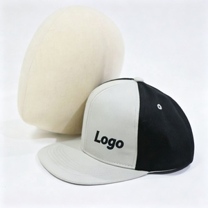 หมวกแก๊ปปักลายแบบกำหนดเอง ทรงแบน ปิดด้วยกระดุมแบบ Snapback สไตล์ฮิปฮอป หมวกกีฬาสองสี หมวก Trucker 6 แผง สำหรับเดินทางกลางแจ้งในฤดูร้อน - Product Image 1