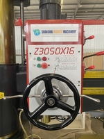 Machine de perçage radial hydraulique HTM, modèle Z/ZQ, puissance 7,5 kW, garantie 5 ans, capacité de perçage maximale 100 mm, moteur, engrenage, roulement