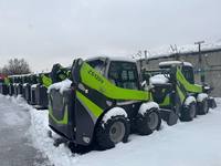 Chargeuse compacte ZS120V directement de l'usine, poids opérationnel de 3900 kg, pour la manutention de matériaux sur grands chantiers de construction, livraison rapide
