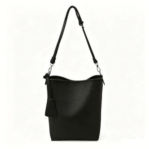 Sac fourre-tout souple en cuir véritable pour femme, avec chaîne et fermoir magnétique, sac à bandoulière haut de gamme, sac sous le bras – Vente en gros ODM & OEM 2026 - Product Image 4