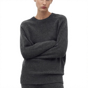 Nouveau pull décontracté pour femme à col rond 2026, couleur unie, 100 % coton, broderie logo avant, designs personnalisés, 300 GSM, provenance BD - Product Image 5
