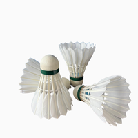 Balles de badminton de type plume ST NO 1 pour tournoi - 12 par paquet