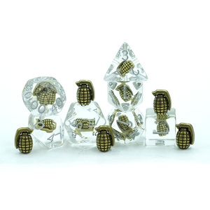 Juego de dados DND de 7 piezas personalizado, juego de dados D & D de material de resina con forma de arma de <span class=keywords><strong>granada</strong></span> de mano poliédrica - Product Image 2