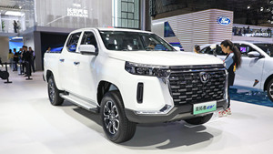Changan pickup truck diesel <span class=keywords><strong>4x4</strong></span> Changan Explorer automobile 2.0T manuale a 4 ruote motrici camioncino cinese con scatola lunga - Product Image 4