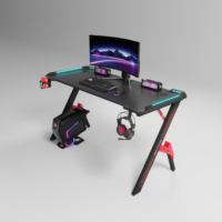 Vente en gros bureau de jeu en forme de Z grand bureau d'ordinateur noir cool avec lumière rvb ordinateur de bureau debout