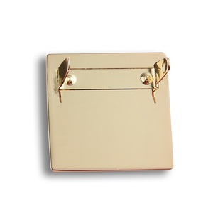 Placa de Identificación Metálica con Logotipo Grabado con Láser de Alta Calidad, Muestra el Logotipo de la Marca Propia - Product Image 4