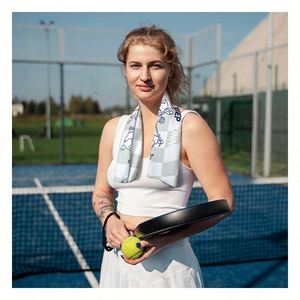 Serviette de yoga en polaire double face, microfibre absorbante, séchage rapide pour la salle de sport - Product Image 1
