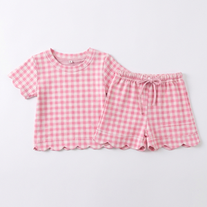 Set Corto a Quadretti con Bordo Ondulato per Bambine, Pigiama a Maniche Corte con Bordo Ondulato, Abbigliamento da Notte a Quadri per Bambini e Adulti - Product Image 6