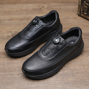 Chaussures habillées en cuir pour hommes, à enfiler, bout rond, fermeture à bouton, semelle extérieure en caoutchouc, doublure en peau de porc, respirantes, pour le bureau et la carrière, toutes saisons - Product Image 1