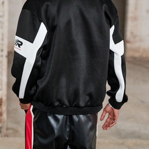 Chaqueta Bomber Personalizada para Hombre, Cuello de Béisbol, Diseño con Combinación de Colores en Contraste, Estampado de Letras, Estilo Casual Varsity para Invierno - Product Image 2