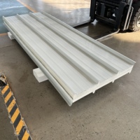 Panneau de toiture en polyuréthane à profil double nervuré avec feuille d'aluminium simple face