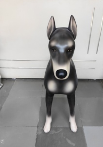 <span class=keywords><strong>Dober</strong></span> pintura Cool perro modelo fibra de vidrio Doberman Pinscher tamaño real mascota tela pantalla fibra de vidrio Doberman maniquí perro modelo - Product Image 3