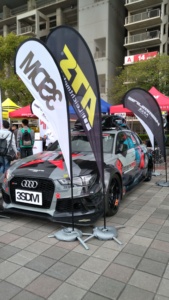 Flying Surfing Banner Beach Drop Bandera de plumas Playa al aire libre Banderas de lágrima Banners de plumas - Product Image 2