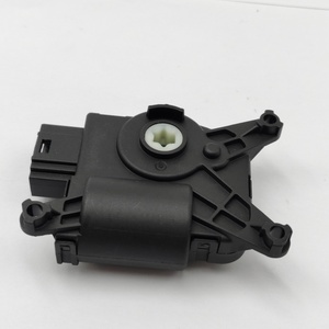 Attuatore Sportello Miscelatore 7H0907512C per <span class=keywords><strong>Volkswagen</strong></span> T5 <span class=keywords><strong>T6</strong></span> 7E0907512A - Product Image 3