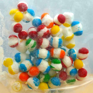 Caramelos de Goma Secos Congelados y Deshidratados al por Mayor, Color Arena Ácida, con Sabor a Frutas, Cubiertos de Azúcar - Product Image 4