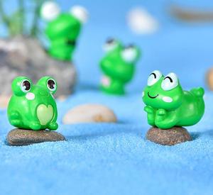 Vente en gros Résine Miniature Artisanat 3D <span class=keywords><strong>Grenouille</strong></span> Résine Artisanat Animaux Mini Figuras Charmes Ornements En Promotion - Product Image 3