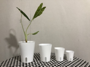 Macetas <span class=keywords><strong>de</strong></span> Plástico Autorriego Visibles <span class=keywords><strong>de</strong></span> 15*18cm para Jardín <span class=keywords><strong>de</strong></span> Balcón Moderno y Ecológico con Contenedor Interior Transparente - Product Image 4