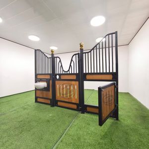 Cobertizo para caballos de granja portátil móvil para exteriores de 10 pies, cobertizo para caballos prefabricado con marco de Metal y puerta de heno Los Caballos - Product Image 5