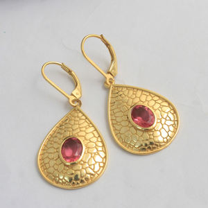 Boucles d'oreilles pendantes en or topaze rose Boucles d'oreilles ethniques marocaines Boho en or massif Boucles d'oreilles en forme de larme Produit en vrac fait à la main - Product Image 4