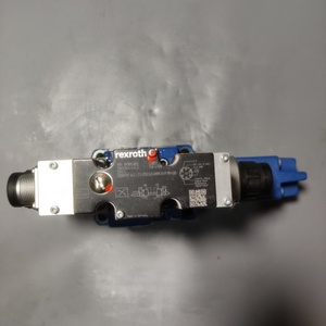 R900961305 4WRZE16W6-150-7X/6EG24N9EK31/F1D3M Control Hidráulico Proporcional Operado por Piloto - Product Image 2