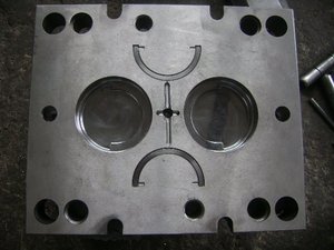 Molde de garrafa de injeção de plástico de 5 galões produzido pela máquina de molde de injeção 5 galões tampa molde - Product Image 3