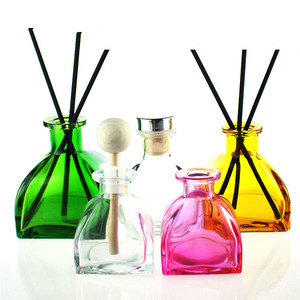 Flacone in vetro vuoto da 50 ml colorato per diffusore a bastoncini, all'ingrosso, per casa e biblioteca - Product Image 1