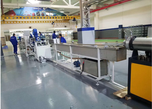 Ligne de production de machine d'extrusion de tube de <span class=keywords><strong>piscine</strong></span> ondulé de tuyau de spirale de tuyau de nettoyage sous vide d'EVA PE - Product Image 2