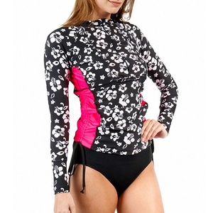 2026 Maillot de bain anti-UV sexy pour femme, col en V, manches raglan, sans manches, protection UV, séchage rapide, imprimé floral par sublimation, fabrication OEM - Product Image 3