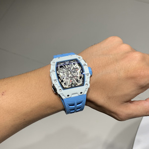 Nuevo Reloj Mecánico de Diseño para Hombre 2026, Versión Alta 35-02, con Movimiento de Cuerda Automática y Correa de Carbono - Product Image 6