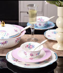 Service de vaisselle <span class=keywords><strong>vintage</strong></span> en porcelaine fine avec bord doré, 28 pièces, décor floral, <span class=keywords><strong>assiettes</strong></span> à dîner, <span class=keywords><strong>assiettes</strong></span> à salade, <span class=keywords><strong>assiettes</strong></span> à soupe et bols pour restaurant et mariage - Product Image 4