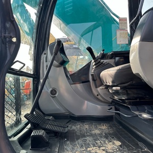 Excavatrice d'occasion Kobelco SK200, excavatrice hydraulique à chenilles de taille moyenne de 20 tonnes, en vente maintenant en stock - Product Image 5