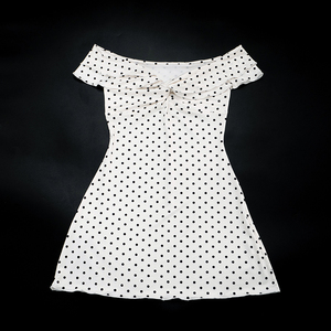 Viviblook Y26DS107 Robe d'été pour femmes Nouvelle robe moulante à pois sexy à épaules dénudées pour femmes - Product Image 6