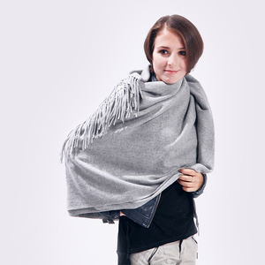 タイフ工場 OEM/ODM メーカー 17um 100% カシミヤショール 70*180+10*2cm 250GSM タッセル付きスローショール - Product Image 2