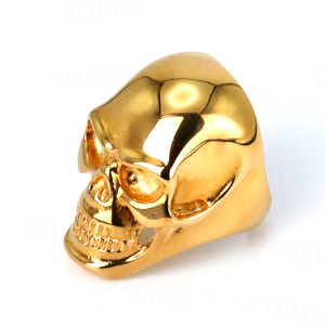 Anillo de Calavera de Jefe Indio Gótico de Acero Inoxidable Chapado en Oro de 18K para Hombre y Unisex, con Pluma 3D y Tocado, Estilo Atrevido, Biker, Punk, Hip Hop, para Uso Diario - Product Image 1