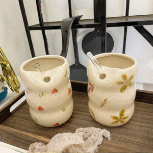 Mug à café en céramique rétro DZ Ins, effet éclaboussures d'encre, design créatif, écologique, passe au lave-vaisselle et au micro-ondes, avec trous - Product Image 1