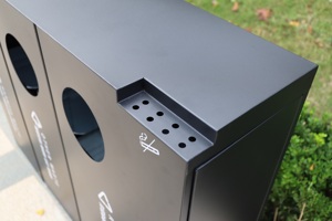 Contenedor de Basura de 3 Compartimentos para Exteriores, para Reciclaje en Áreas Públicas, Contenedor de Residuos con Cenicero, Contenedor de Basura Metálico en Venta - Product Image 3