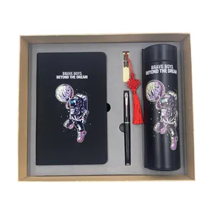 Ensemble de cahiers astronaute stylo noir carnet de voyage universel d'affaires avec clé USB 16g bouteille d'eau 500ml