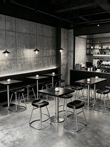 Conjunto de Mesa y Sillas de Estilo Industrial, de Madera Maciza, Cuadradas y Pequeñas, con Hierro Forjado Plateado, para Cafeterías, Restaurantes y Bares Comerciales - Product Image 3