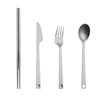 Ensemble de couverts en titane pur quatre pièces pour le camping, les pique-niques et les activités de plein air - Antibactérien, résistant à la moisissure, design minimaliste, couteau, fourchette