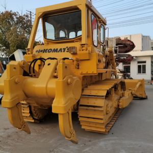 รถตักดิน Komatsu มือสองรถ D85-18ใช้งานได้ไม่มากเวลาใช้งานดีของแท้จากญี่ปุ่น - Product Image 5