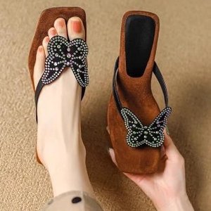 Sandales élégantes à bout carré et strass pour femme, talon bas, forme spéciale, mode estivale - Product Image 2