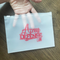 Sac d'emballage en plastique givré à fermeture éclair pour vêtements, sacs à fermeture éclair givrés personnalisés