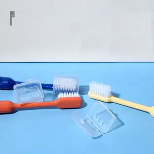 Individuelle Makronfarbe Erwachsene weiche Zahnbürste mit unabhängiger staubdichter Abdeckung
