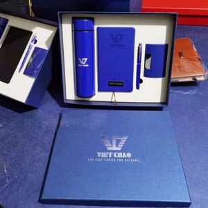 Coffret Cadeau d'Entreprise Haut de Gamme : Carnet A5/A6 en PU Rigide, Bouteille Isotherme, Stylo et Porte-Cartes – Idéal pour Événements Promotionnels - Product Image 3