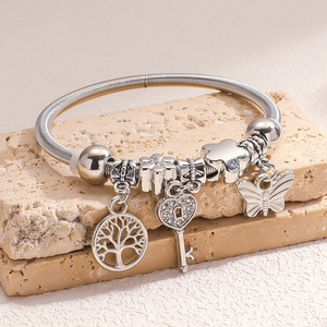 Bracelets en acier inoxydable <span class=keywords><strong>argent</strong></span>é exquis pour femmes et filles, design <span class=keywords><strong>arbre</strong></span> <span class=keywords><strong>de</strong></span> <span class=keywords><strong>vie</strong></span>, clé, papillon, bracelets élégants, bijoux - Product Image 4